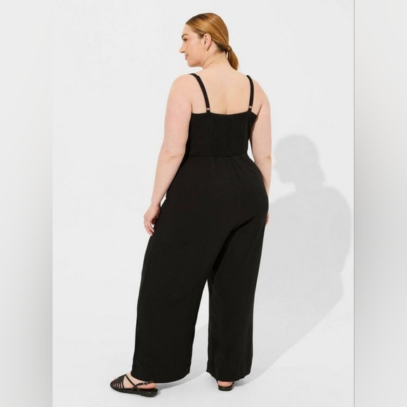 NWT Torrid Black Rayon Slub Tie Front Jumpsuit Size 1X 14-16 - Picture 3 of 7